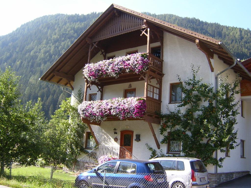 Haus Ruetzbach Appartement Neustift im Stubaital Buitenkant foto